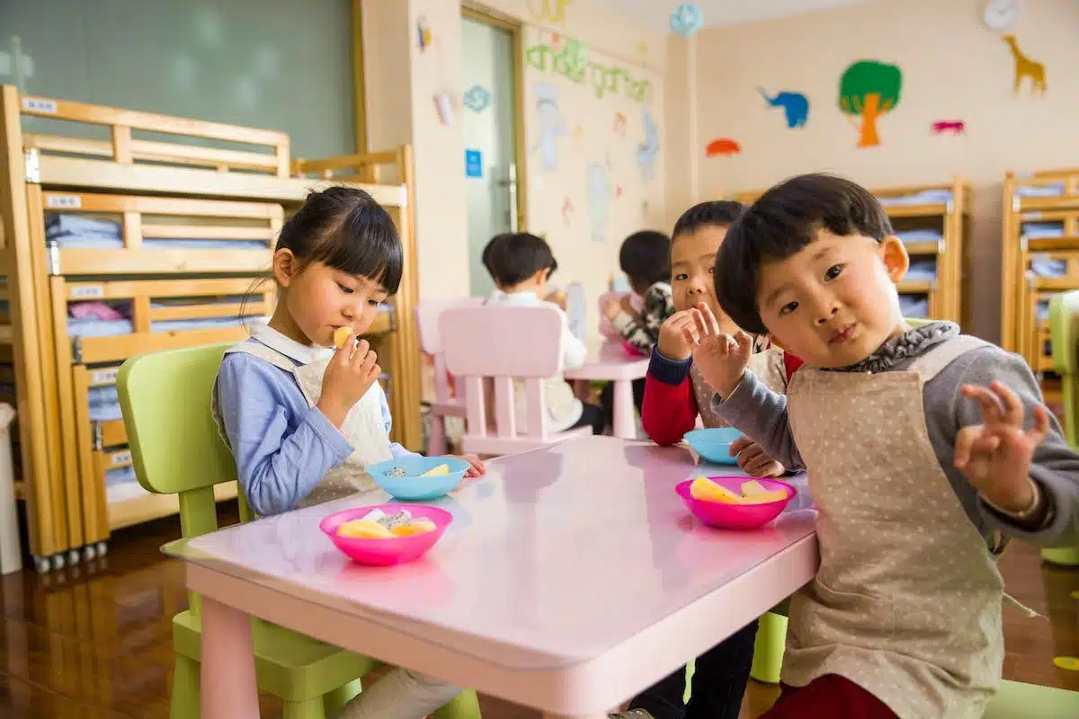 enfant  maternelle