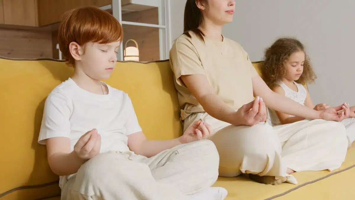 méditation  famille