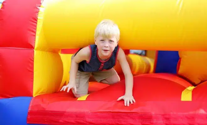 Le jouet animal sauteur : amusement et développement pour les enfants